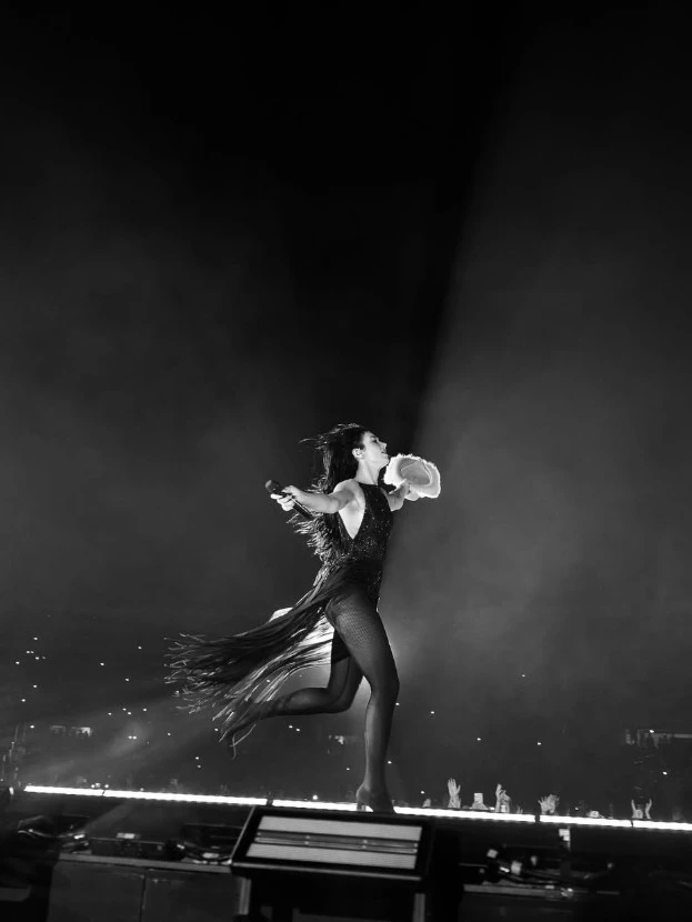 Dua Lipa rozpaliła sceny w Hiszpanii i Ameryce Łacińskiej