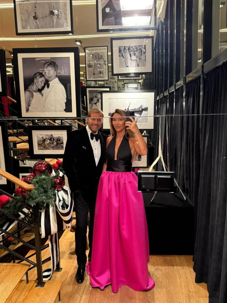 Kokardy, choinki i blask świateł. Willa Przetakiewicz zamieniła się w świąteczny pałac