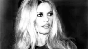 Brigitte Bardot nie żyje. Skandal, sława i wielkie milczenie