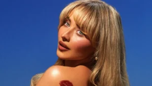 Sabrina Carpenter stawia granice administracji! Burza po rządowym nagraniu!