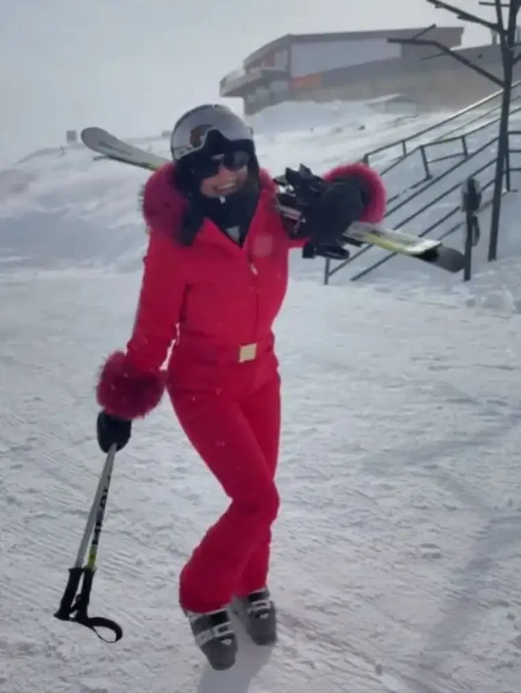 Zimowy wypad Katarzyny Cichopek. Nagranie ze stoku robi furorę