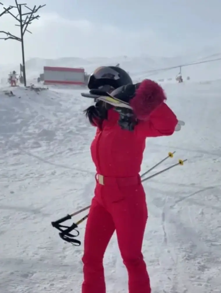 Zimowy wypad Katarzyny Cichopek. Nagranie ze stoku robi furorę