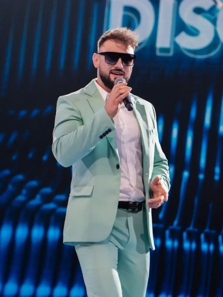 „Disco Star” pełne historii życia