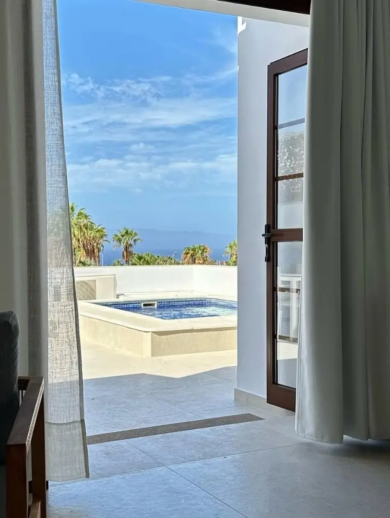 Teneryfa skradła serce Tomasza Szczepanika. Nowy apartament to hit