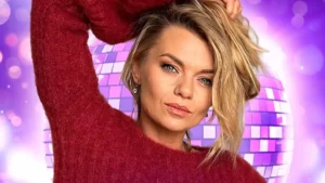 Emilia Komarnicka wraca na parkiet. Internauci wyciągają stare fakty