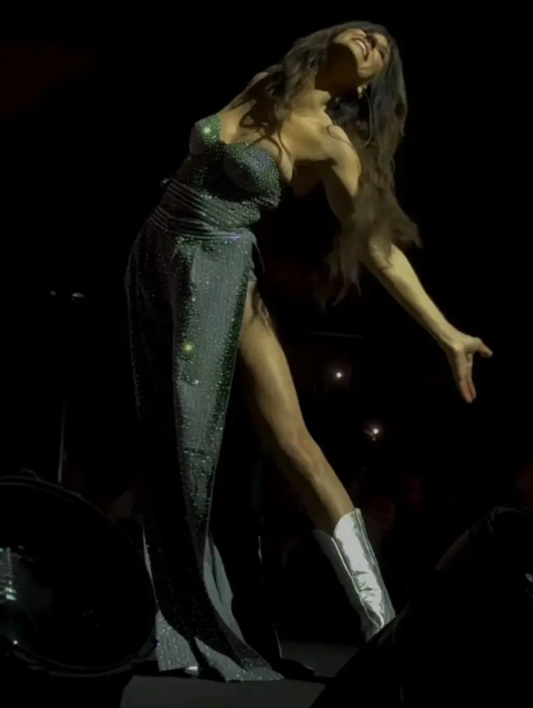 Sukienka robiła wrażenie, ale to dodatki skradły show