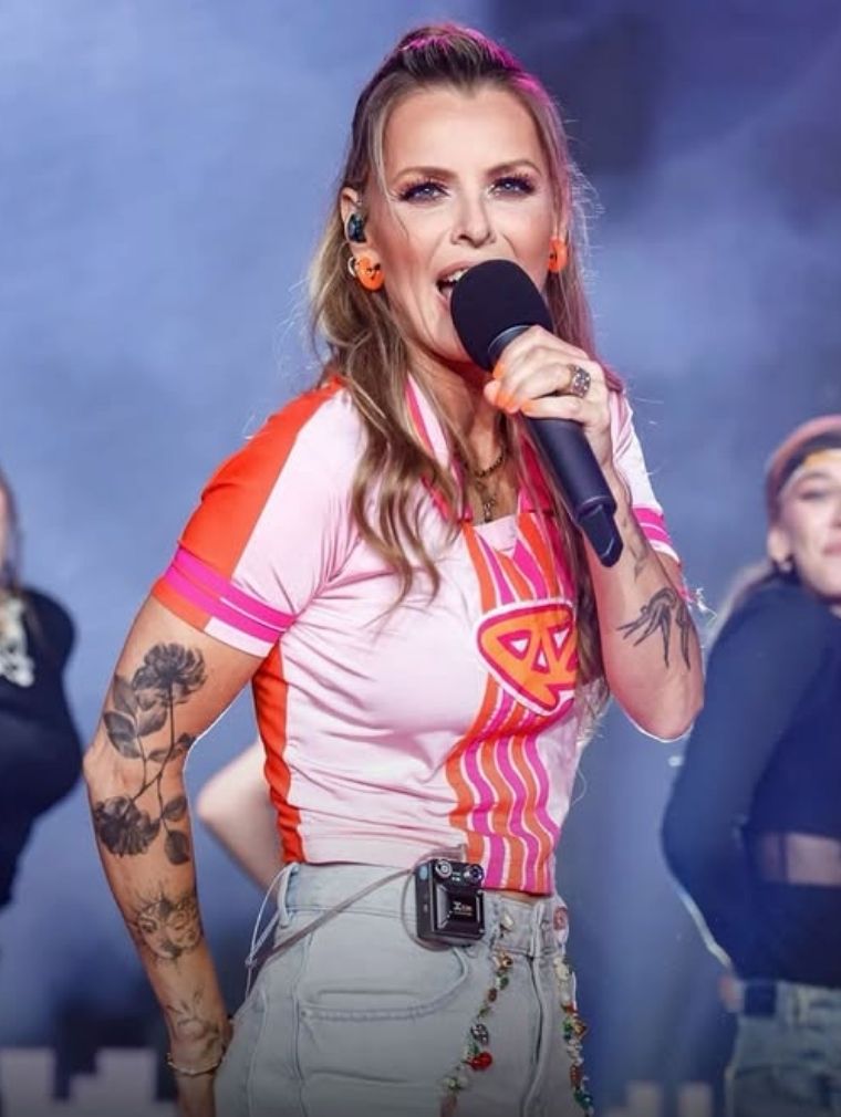 Marta Wiśniewska / Mandaryna