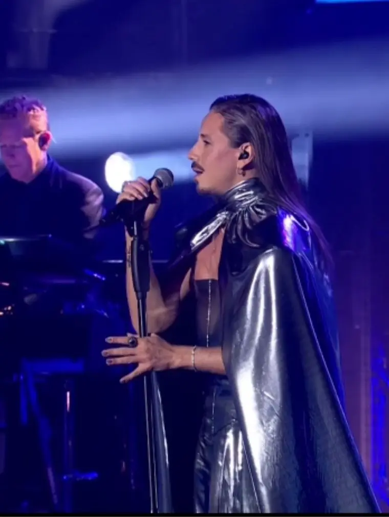 Szpak zmierzył się z nieśmiertelnym hitem