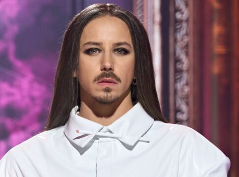 Michał Szpak odsłania kulisy występów. Stres nie znika nawet po latach