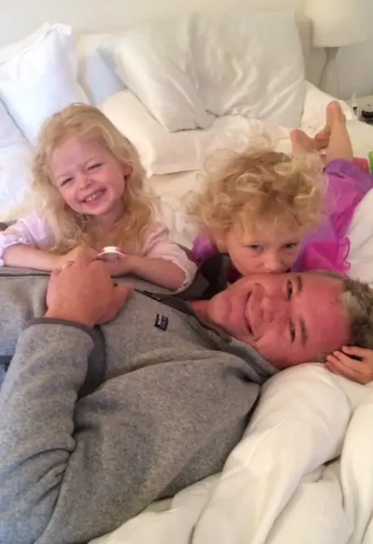 Zbiórka miała na celu pomoc córkom Dane'a: 15-letniej Billie i 14-letniej Georgii.