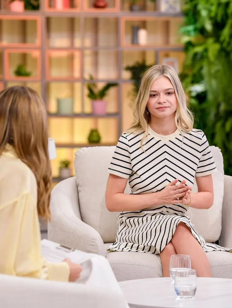 Julia Wróblewska w Halo tu Polsat