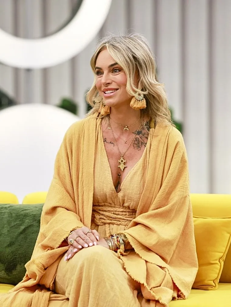 Powrót po 6 latach. Tak wystylizowała się była partnerka Barona