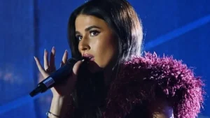 Roxie Węgiel w ultra krótkiej kreacji. Publiczność patrzyła tylko na jedno