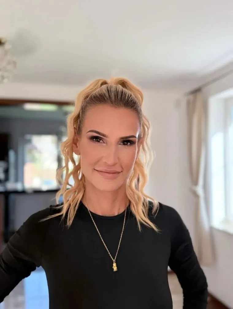 Dominika Tajner pokazała brzuch trzy miesiące po operacji plastycznej