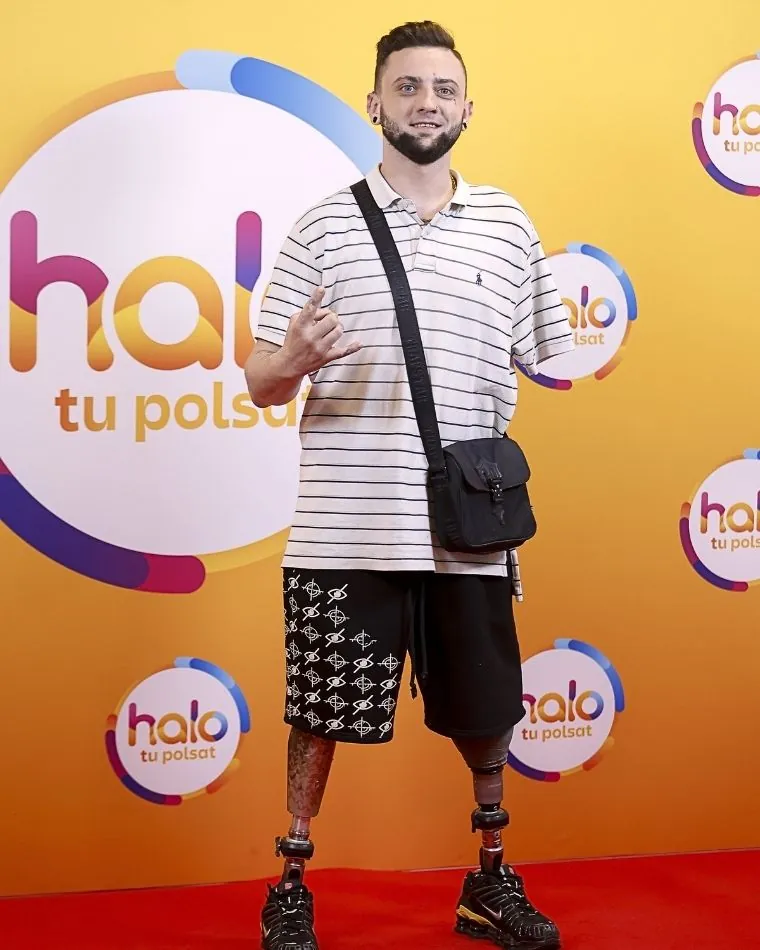 Igor Surma z "Must Be the Music"