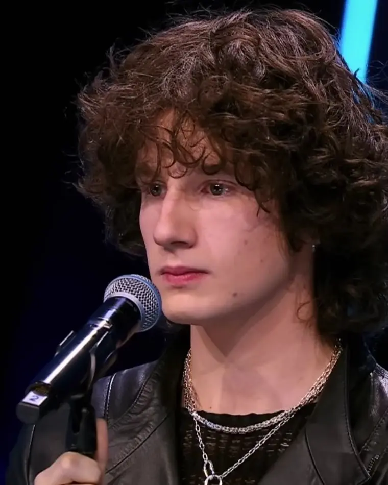 Damian Stampka-Łoziński w Must Be the Music