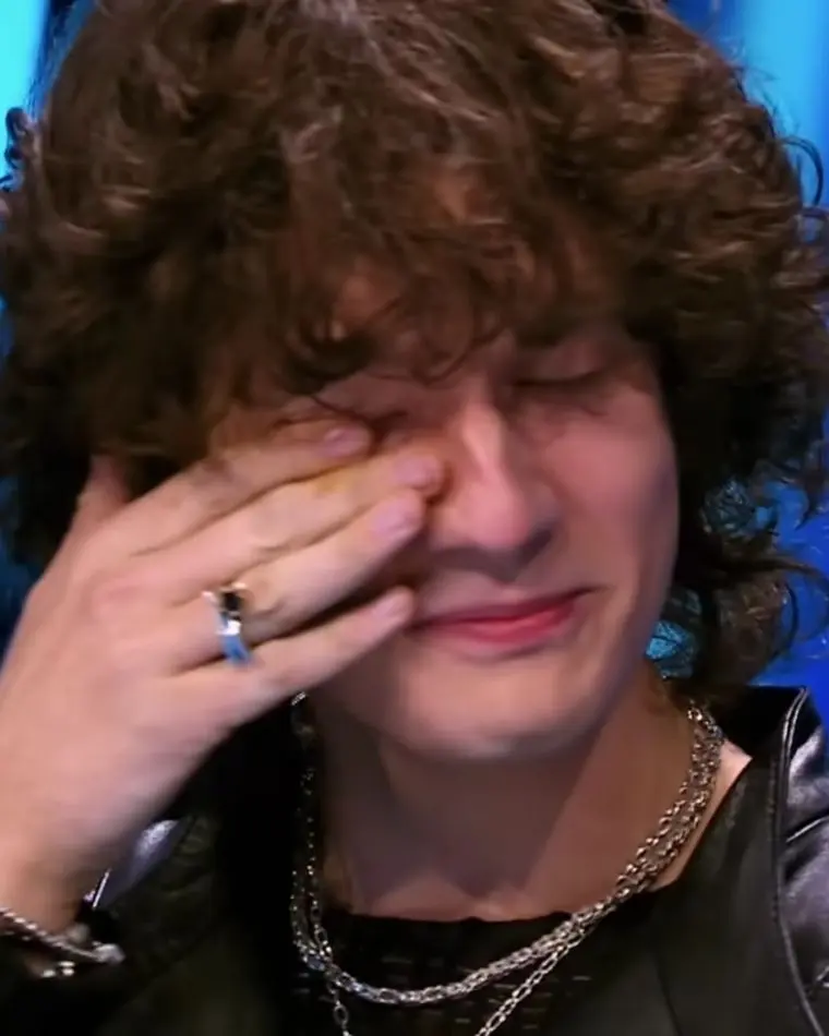 Damian Stampka-Łoziński w Must Be the Music