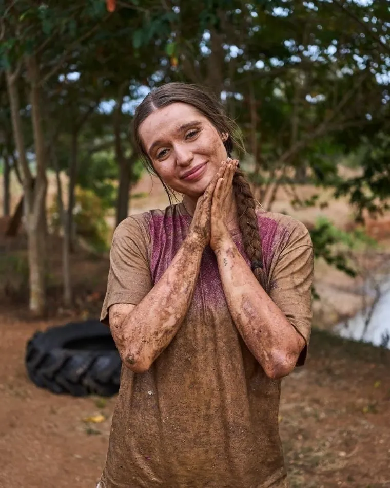 Nicol Pniewska, Królowa przetrwania