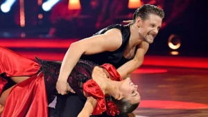 Sebastian Fabijański upadł na kolano w „Tańcu z Gwiazdami”