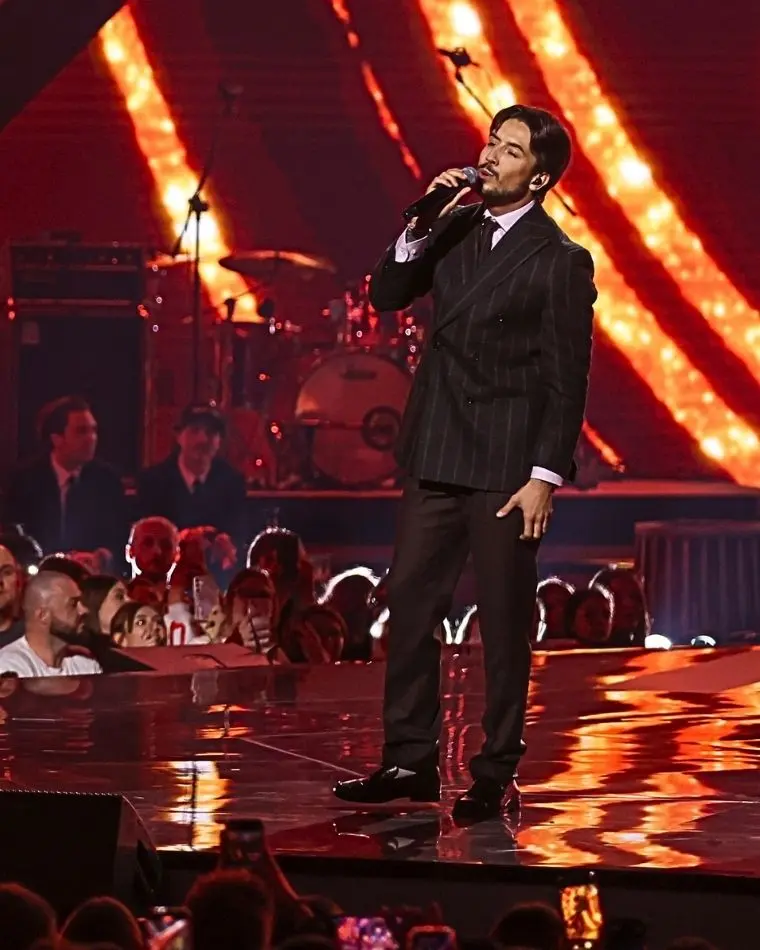 Kwiatkowski triumfuje na On Air Music Awards 2026