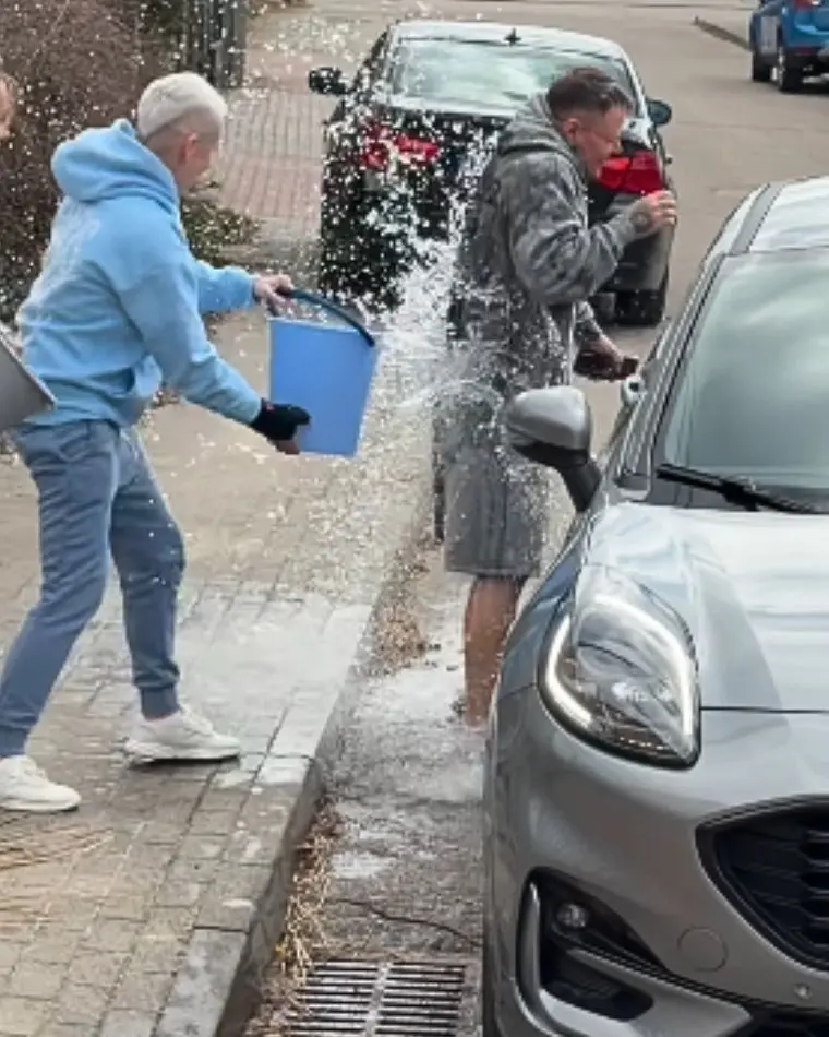 Doda oblewa ludzi w lany poniedziałek