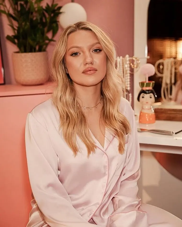 Marissa Must Be The Music, Maria Dzięcielak