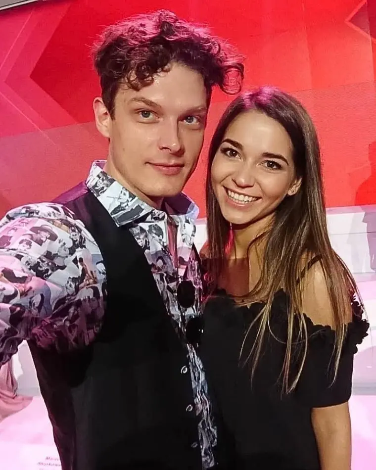 Adam Fidusiewicz, Karolina Sawka