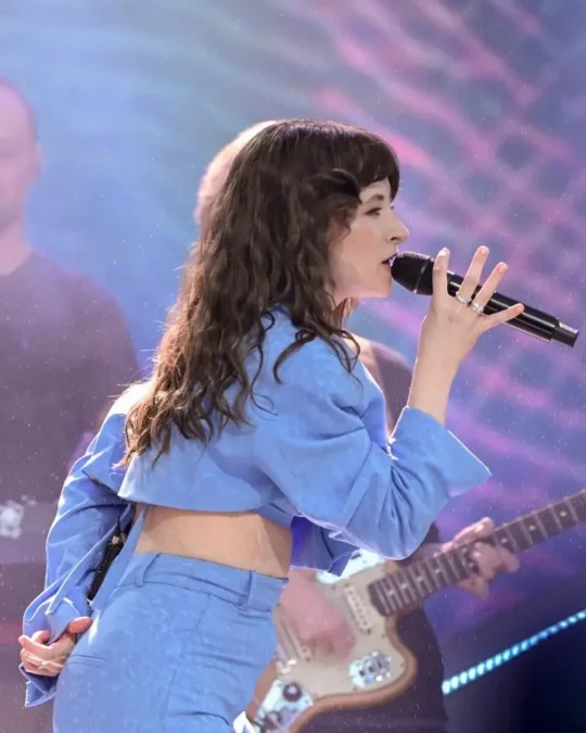 Kasia Sienkiewicz, Kwiat Jabłoni, Polsat Hit Festiwal