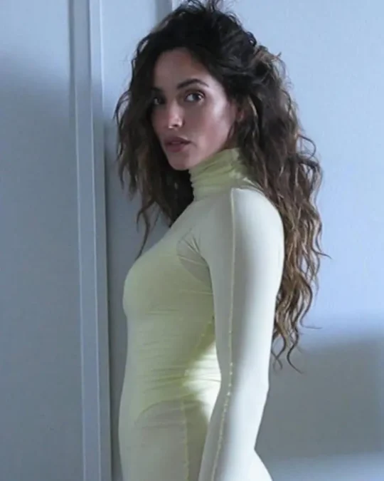 Adria Arjona