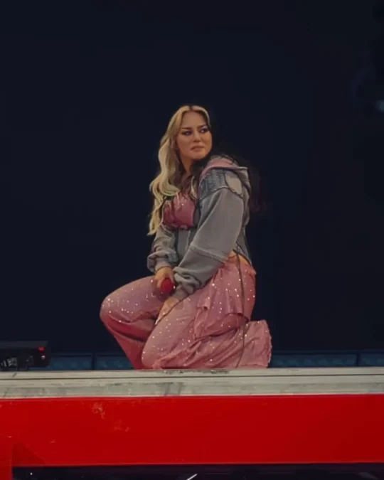 Ewa Farna świętuje 20-lecie kariery