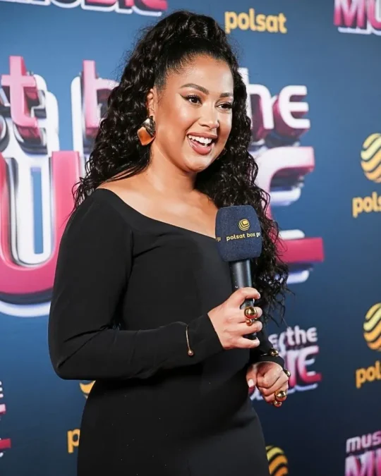 Patricia Kazadi, Must Be the Music
