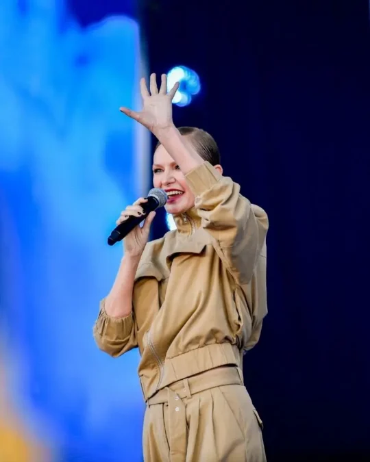 Kasia Stankiewicz, Varius Manx