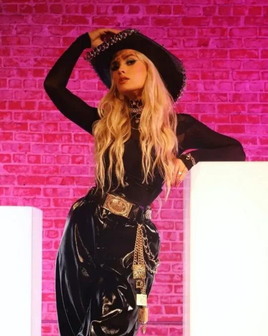 Lauren Bennett