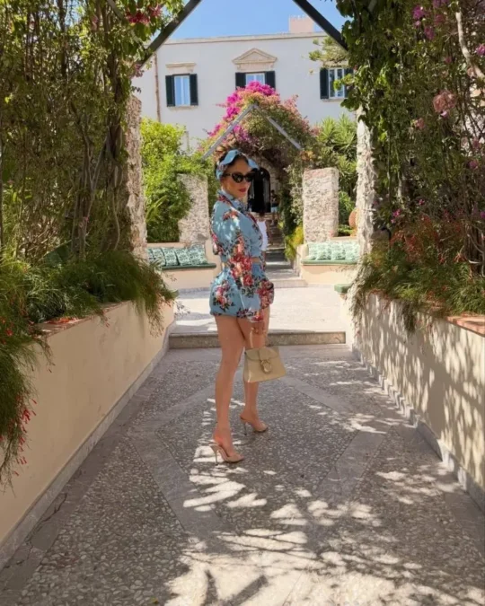Jennifer Lopez
