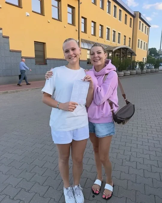 Magda Narożna, Gabriela Narożna
