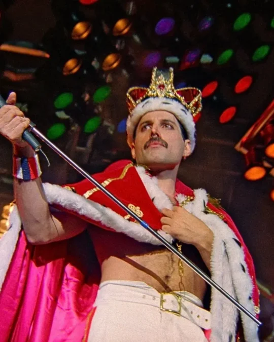 Queen, Freddie Mercury