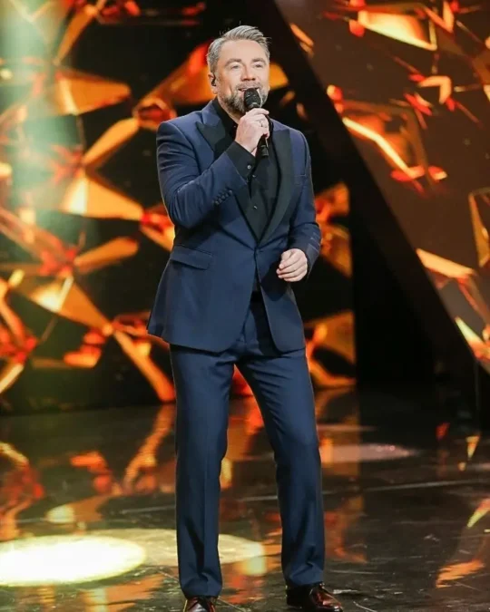 Kuba Badach