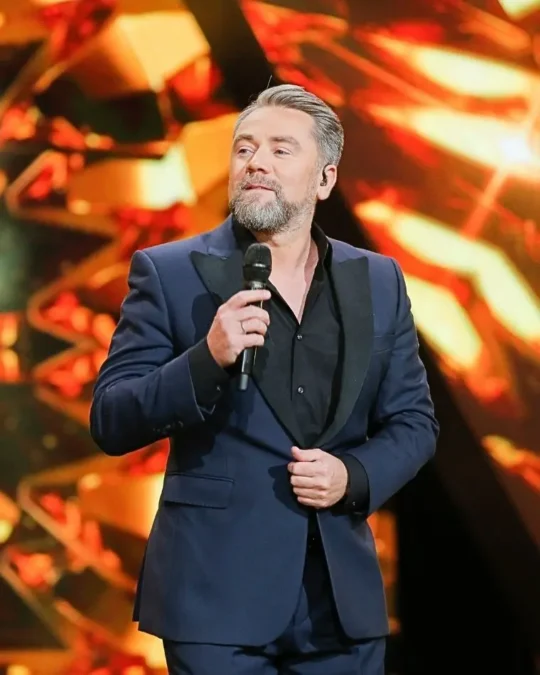 Kuba Badach