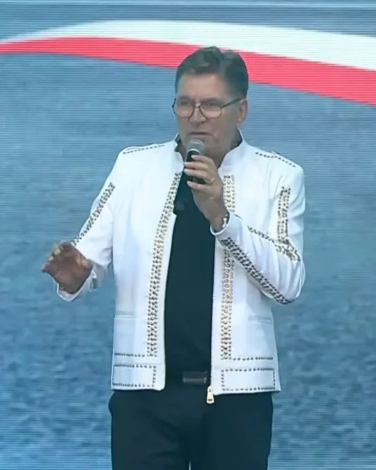 Bayer Full, Sławomir Świerzyński