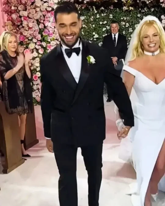 Sam Asghari, Britney Spears