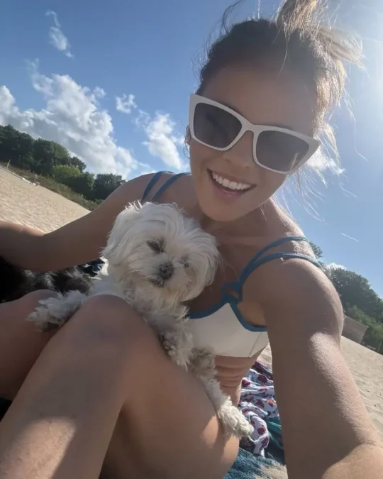 Edyta Herbuś odpoczywa nad Bałtykiem