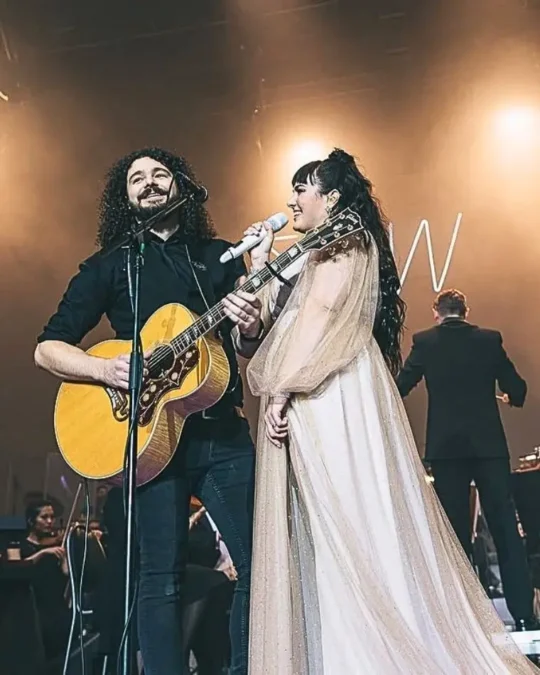 Ewa Farna, Martin Chobot