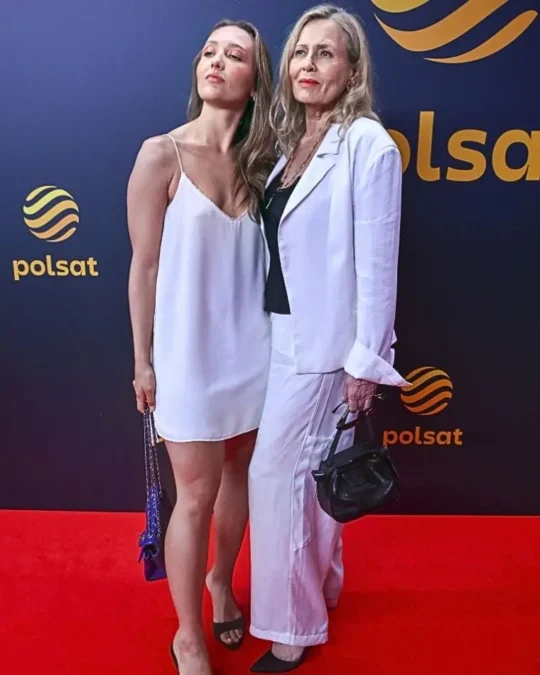 Karolina Matej, Grażyna Szapołowska