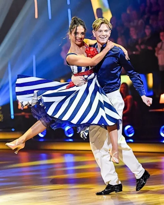 Dominik Rupiński, Estelle Francois