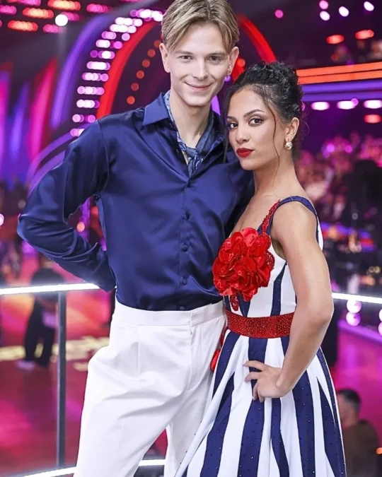 Dominik Rupiński, Estelle Francois