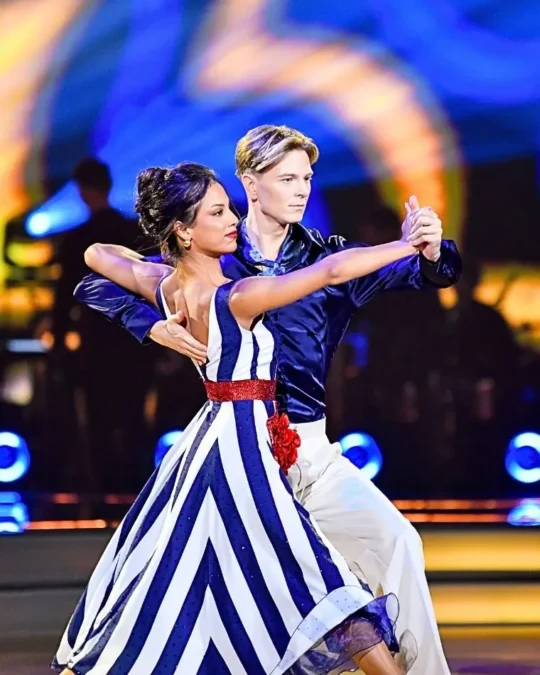 Dominik Rupiński, Estelle Francois