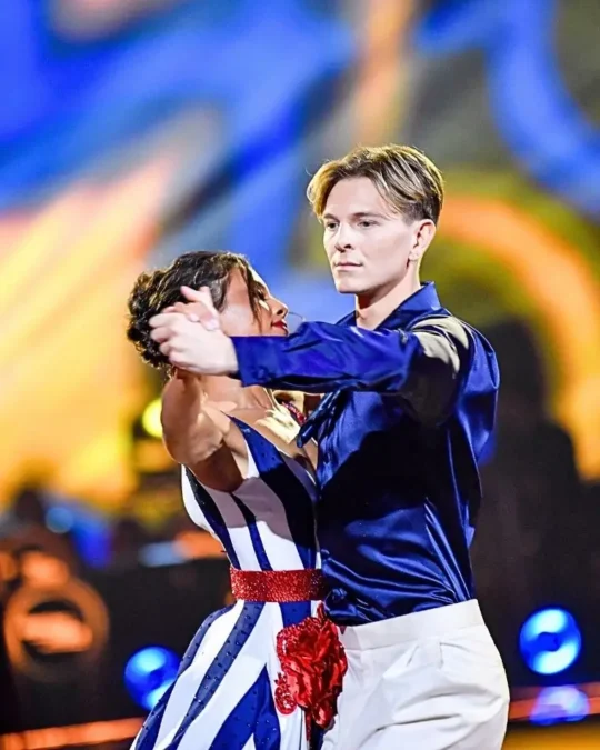 Dominik Rupiński, Estelle Francois
