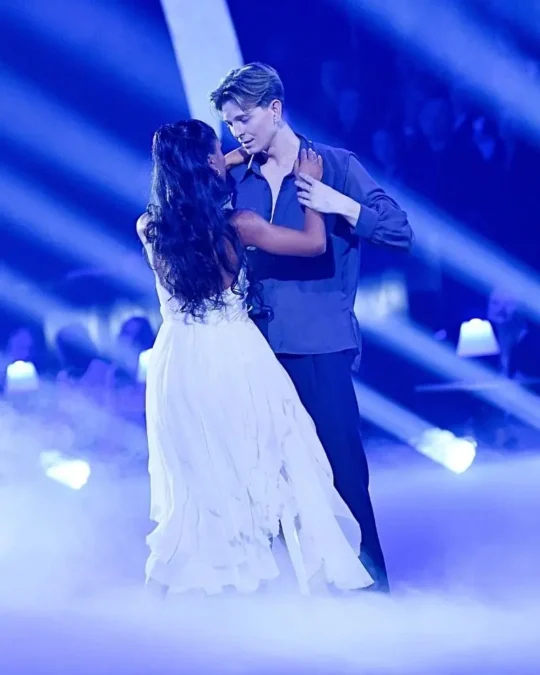 Dominik Rupiński, Estelle Francois