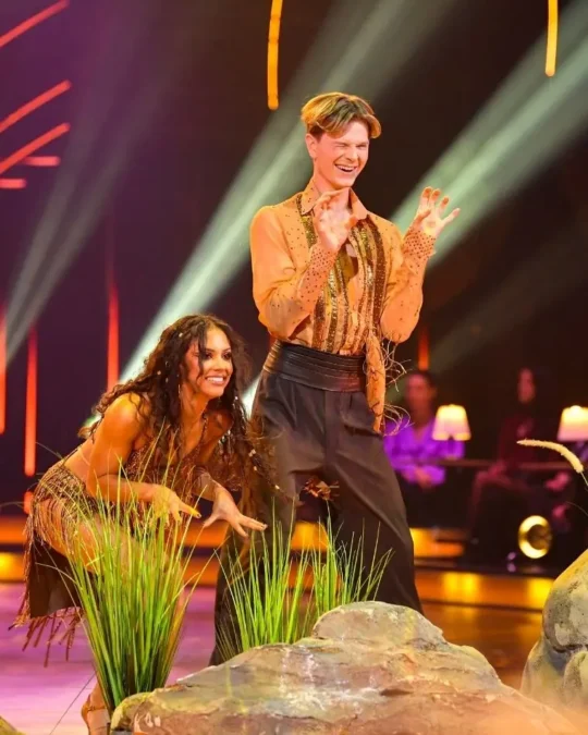 Dominik Rupiński, Estelle Francois